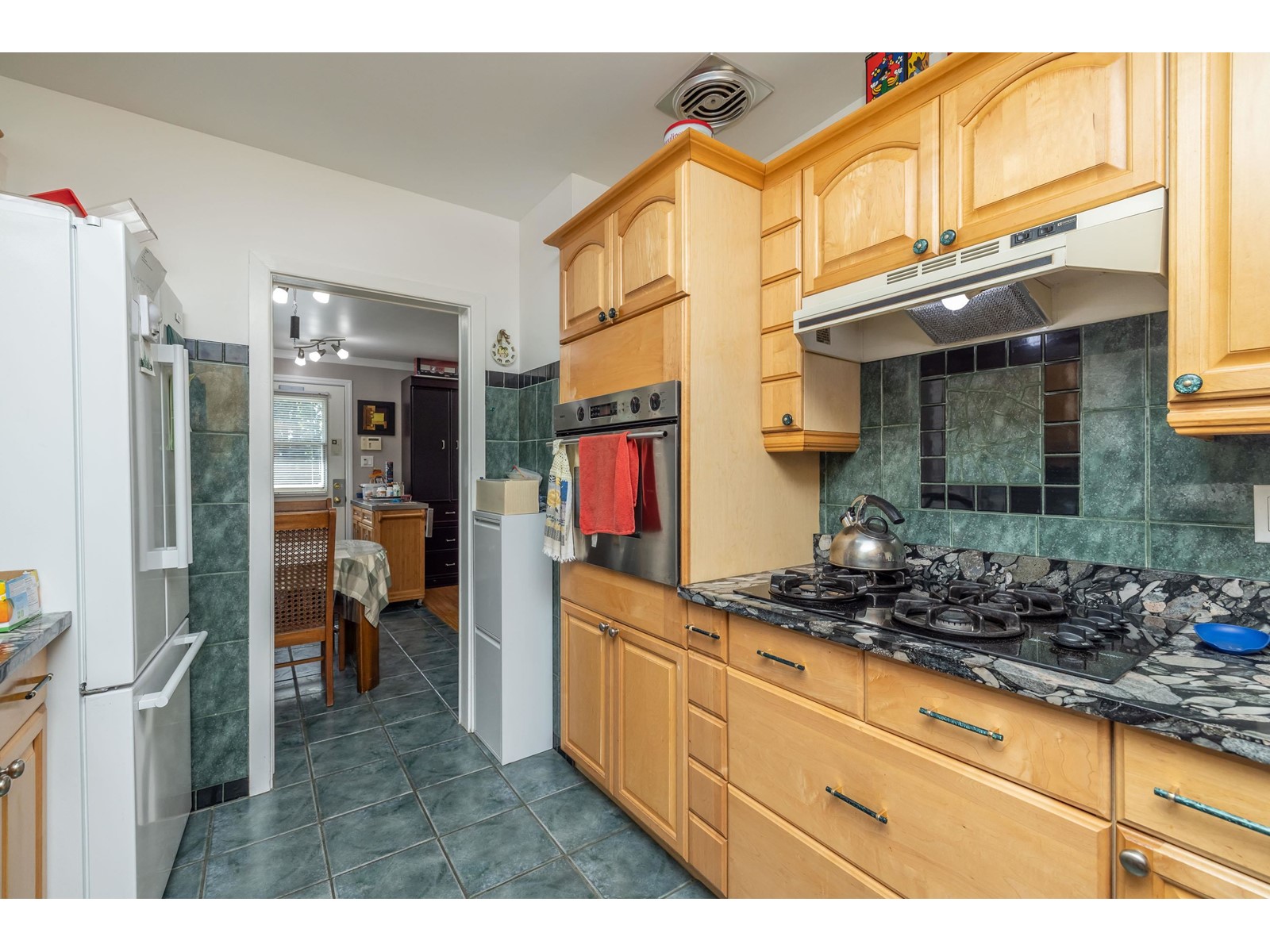 41759 LOUGHEED HIGHWAY, Mission real estate listing R2917859