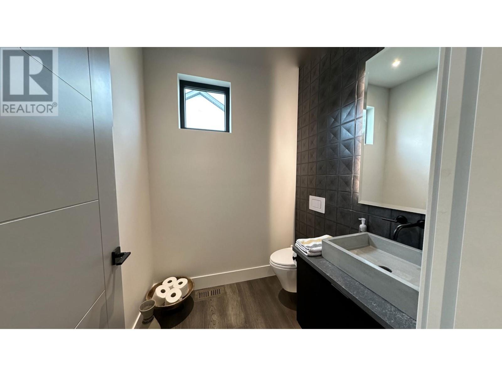 Photo 24 of 224 Diamond Way, Vernon BC