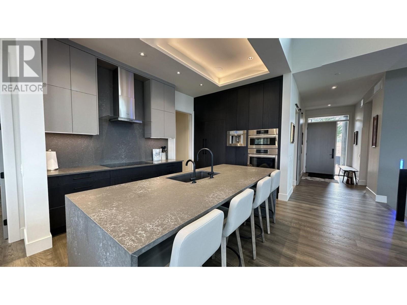 Photo 8 of 224 Diamond Way, Vernon BC