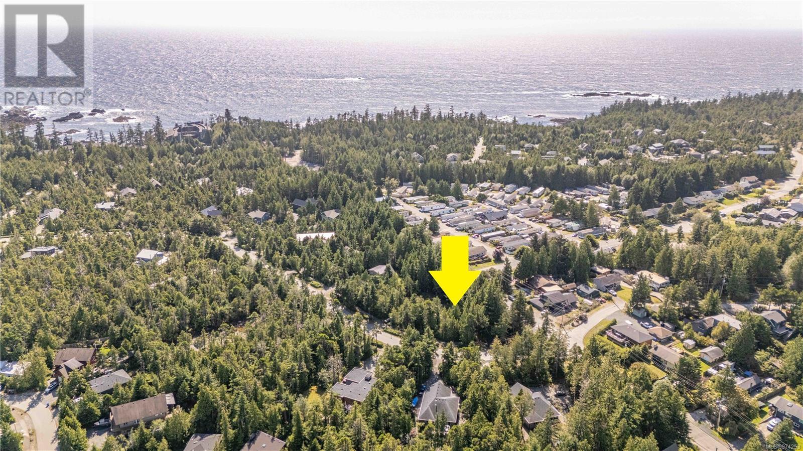 844 Rainforest Dr, Ucluelet