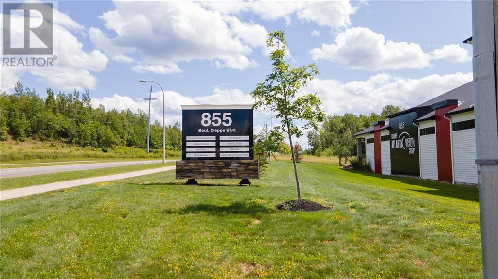 Photo 11 of 855 Dieppe Boulevard, Dieppe NB