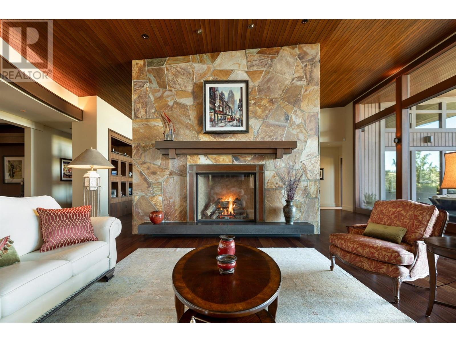  704 Barnaby Road, Kelowna