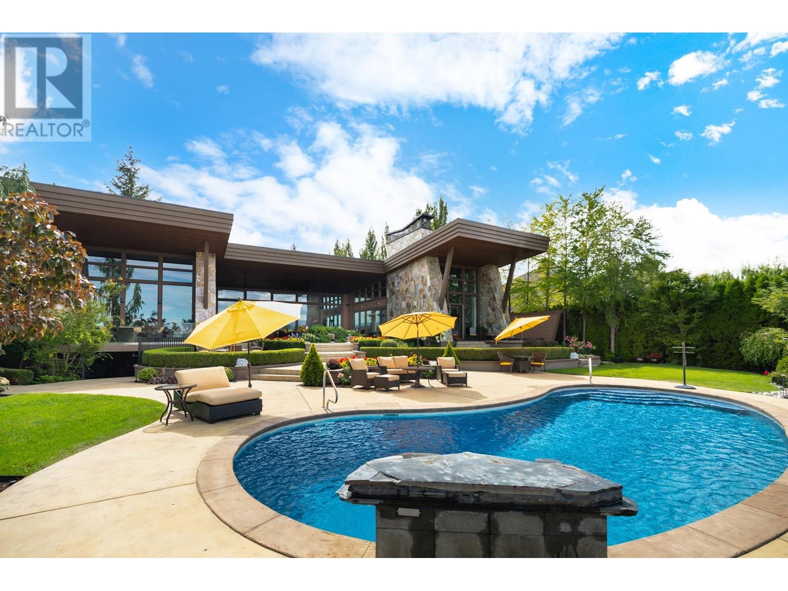  704 Barnaby Road, Kelowna