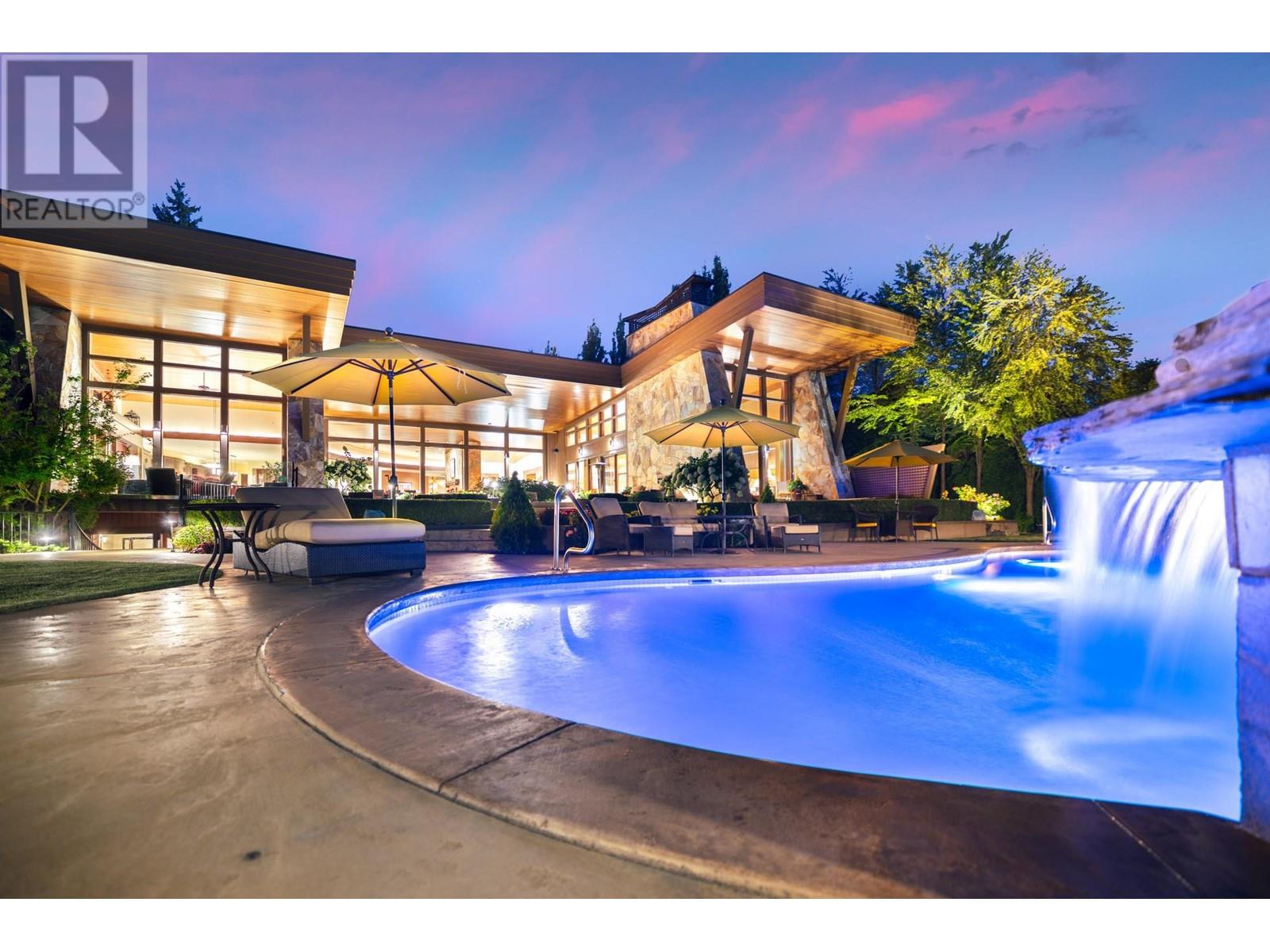  704 Barnaby Road, Kelowna
