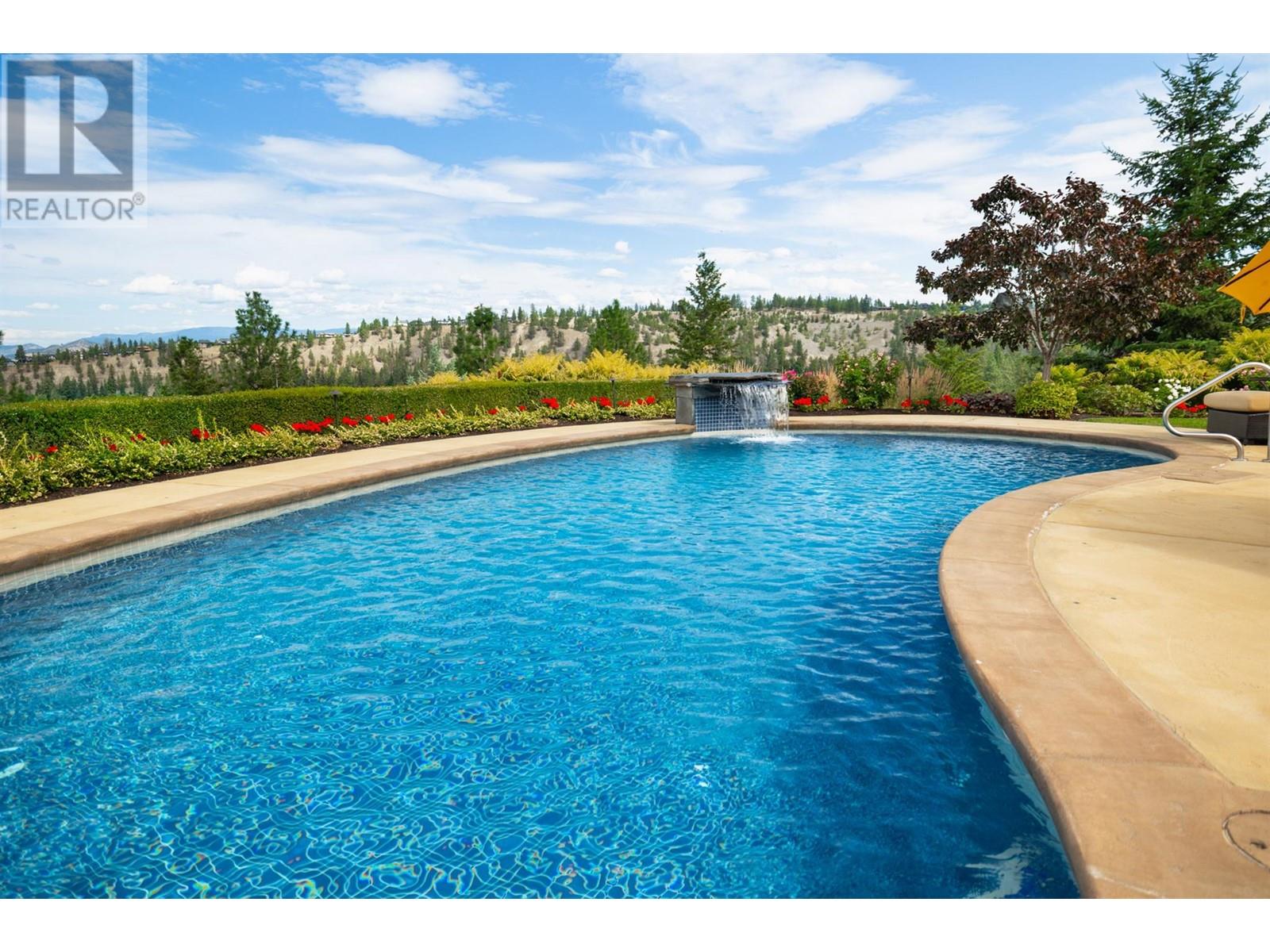  704 Barnaby Road, Kelowna