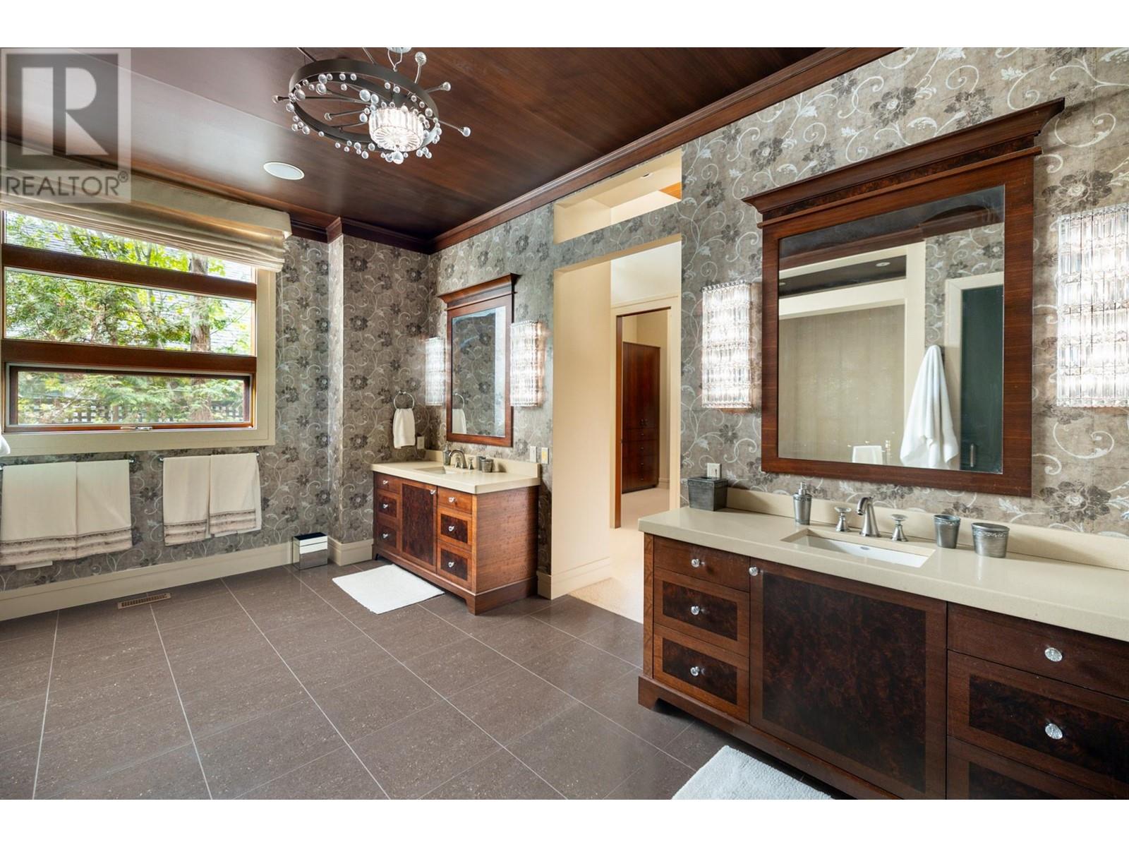  704 Barnaby Road, Kelowna