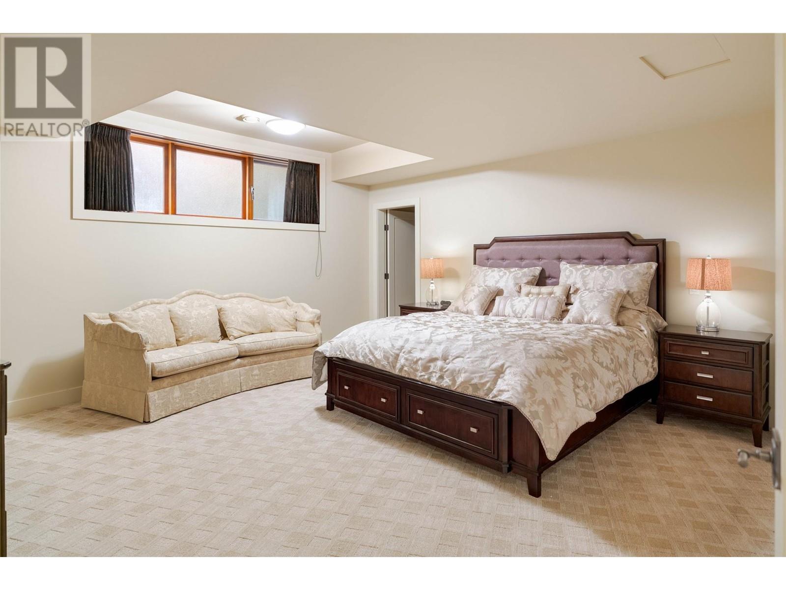  704 Barnaby Road, Kelowna