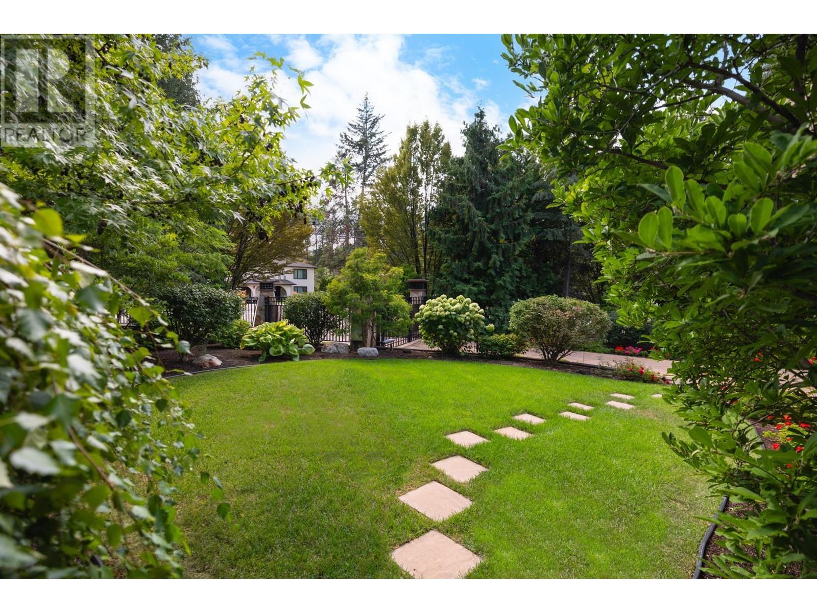  704 Barnaby Road, Kelowna