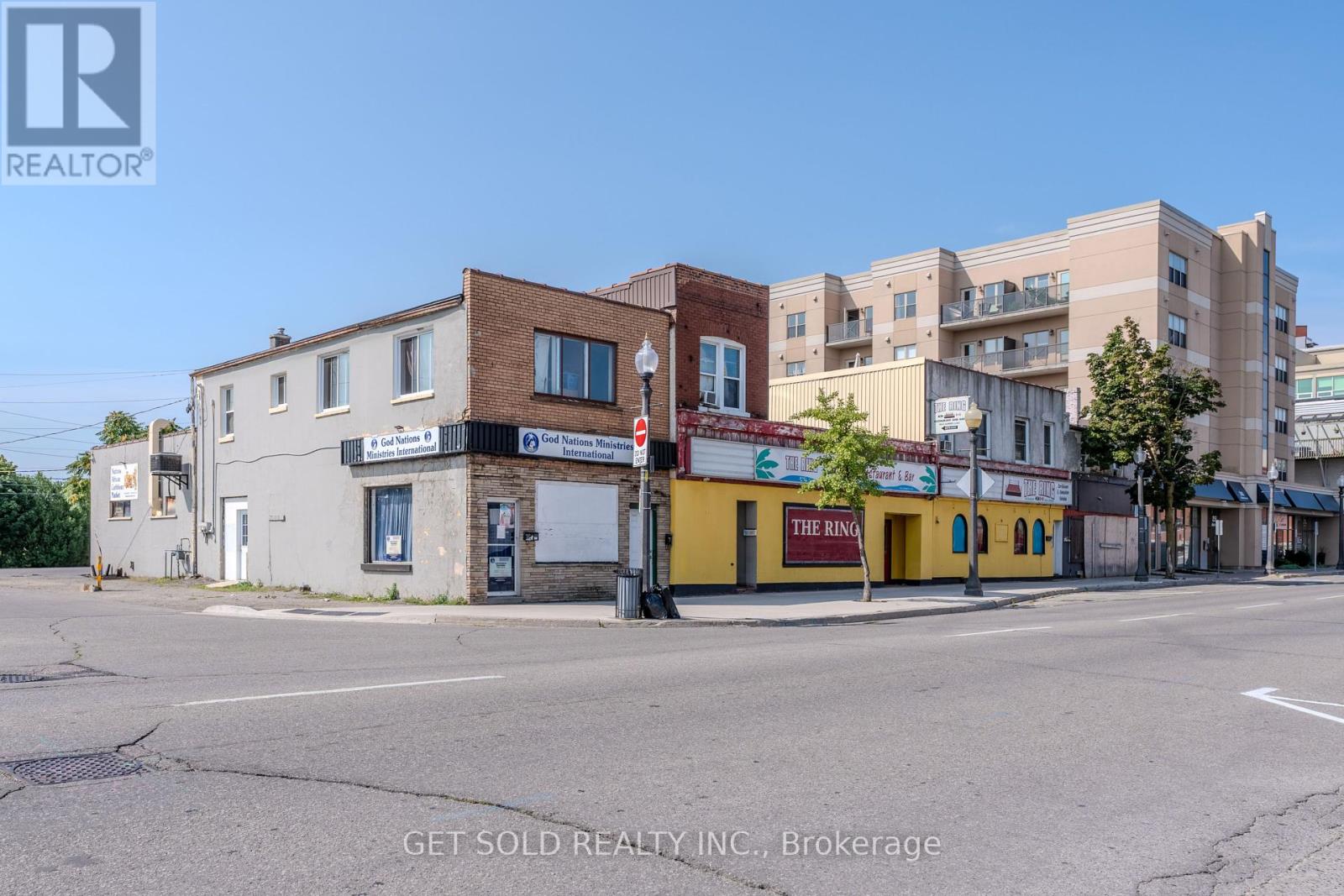 279 COLBORNE STREET E - 10
