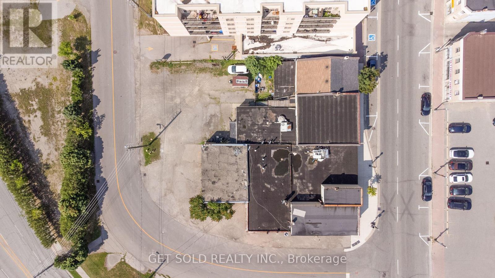 279 COLBORNE STREET E - 2