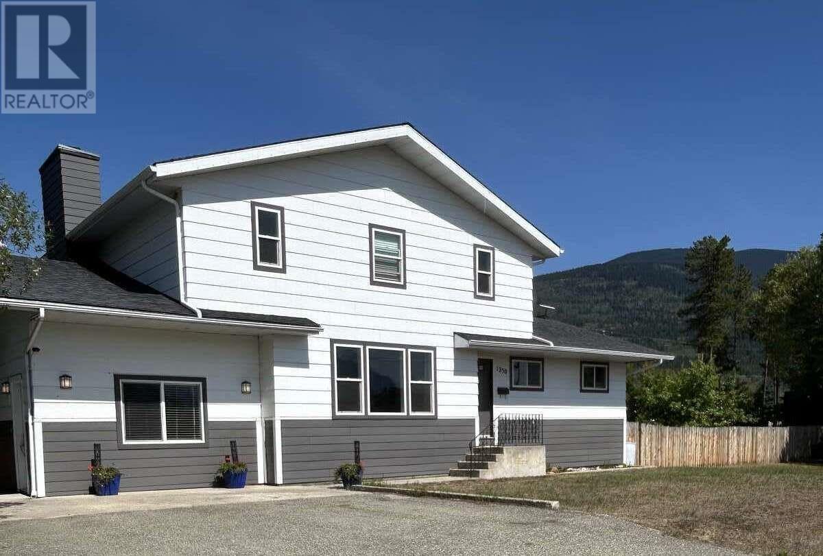 1250 9TH AVENUE, Valemount