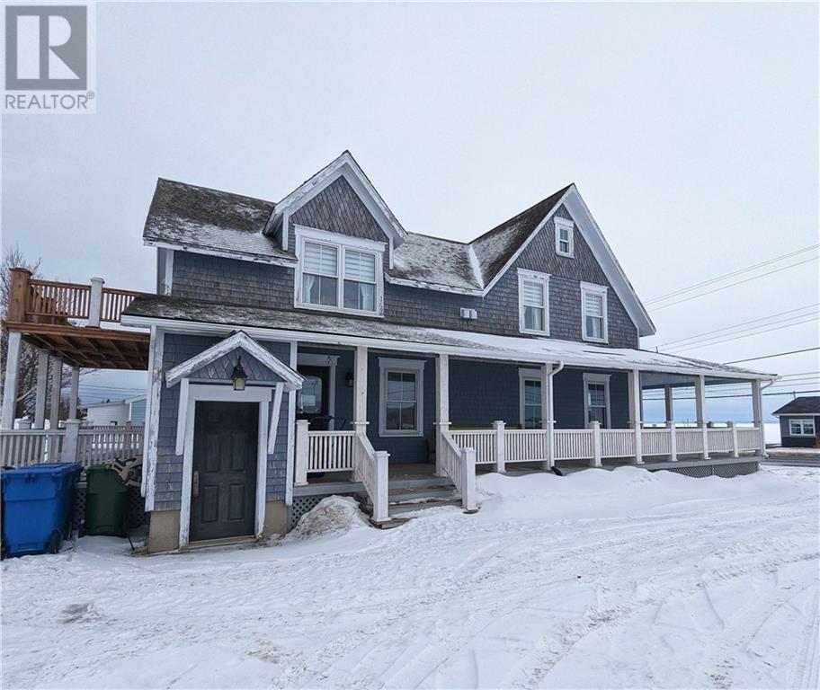 Photo 11 of 142 Bd St Pierre E, Caraquet NB