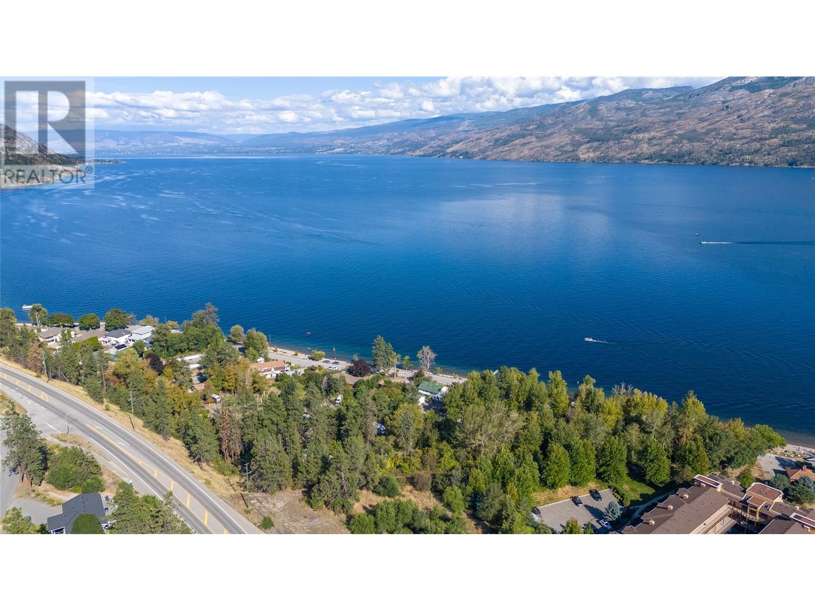 3960 Beach Avenue, Peachland