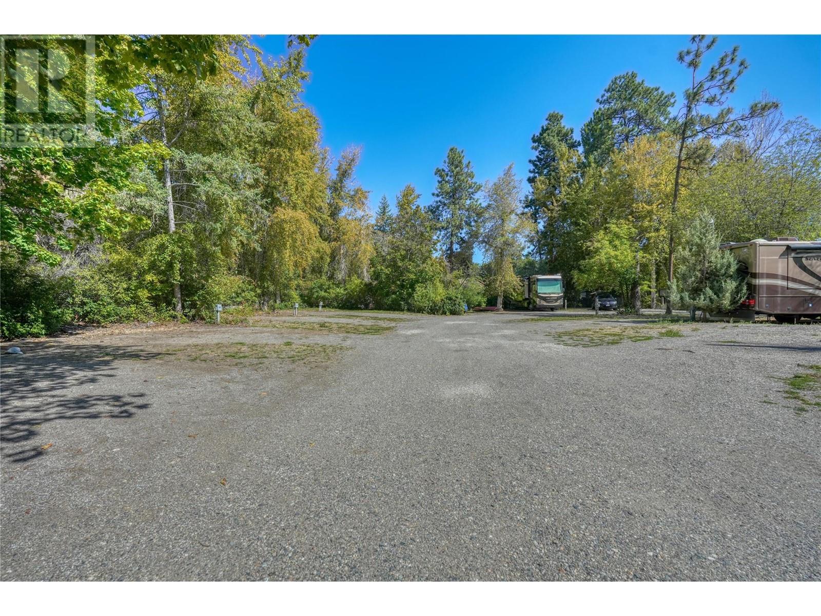 3960 Beach Avenue, Peachland