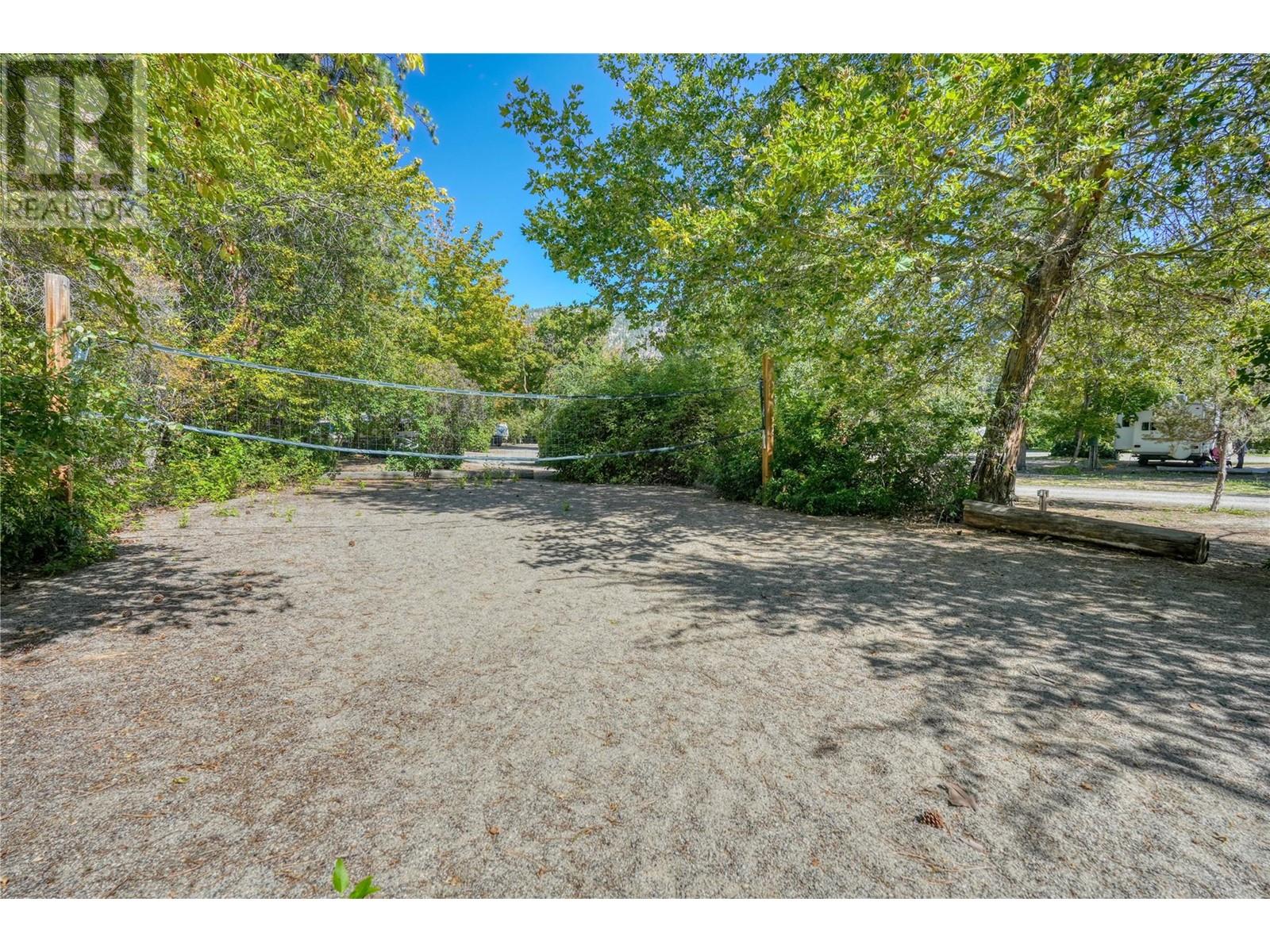3960 Beach Avenue, Peachland