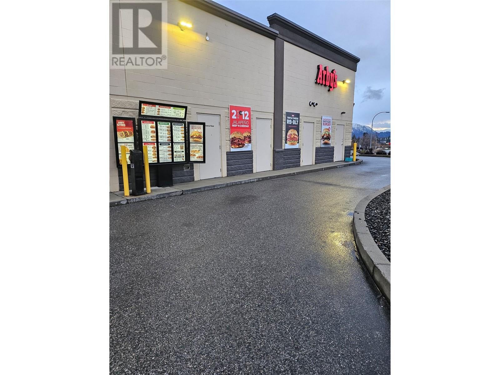 401 3031 Louie Drive, Westbank