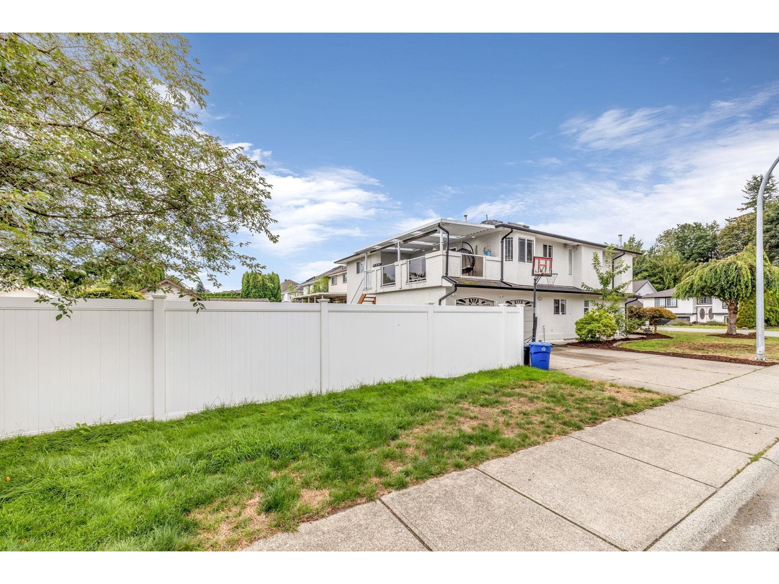 8351 MILLER CRESCENT, Mission real estate listing R2918129