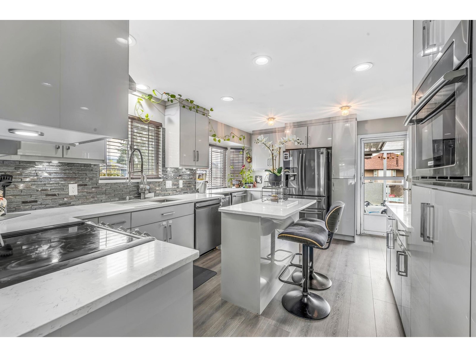 8351 MILLER CRESCENT, Mission real estate listing R2918129