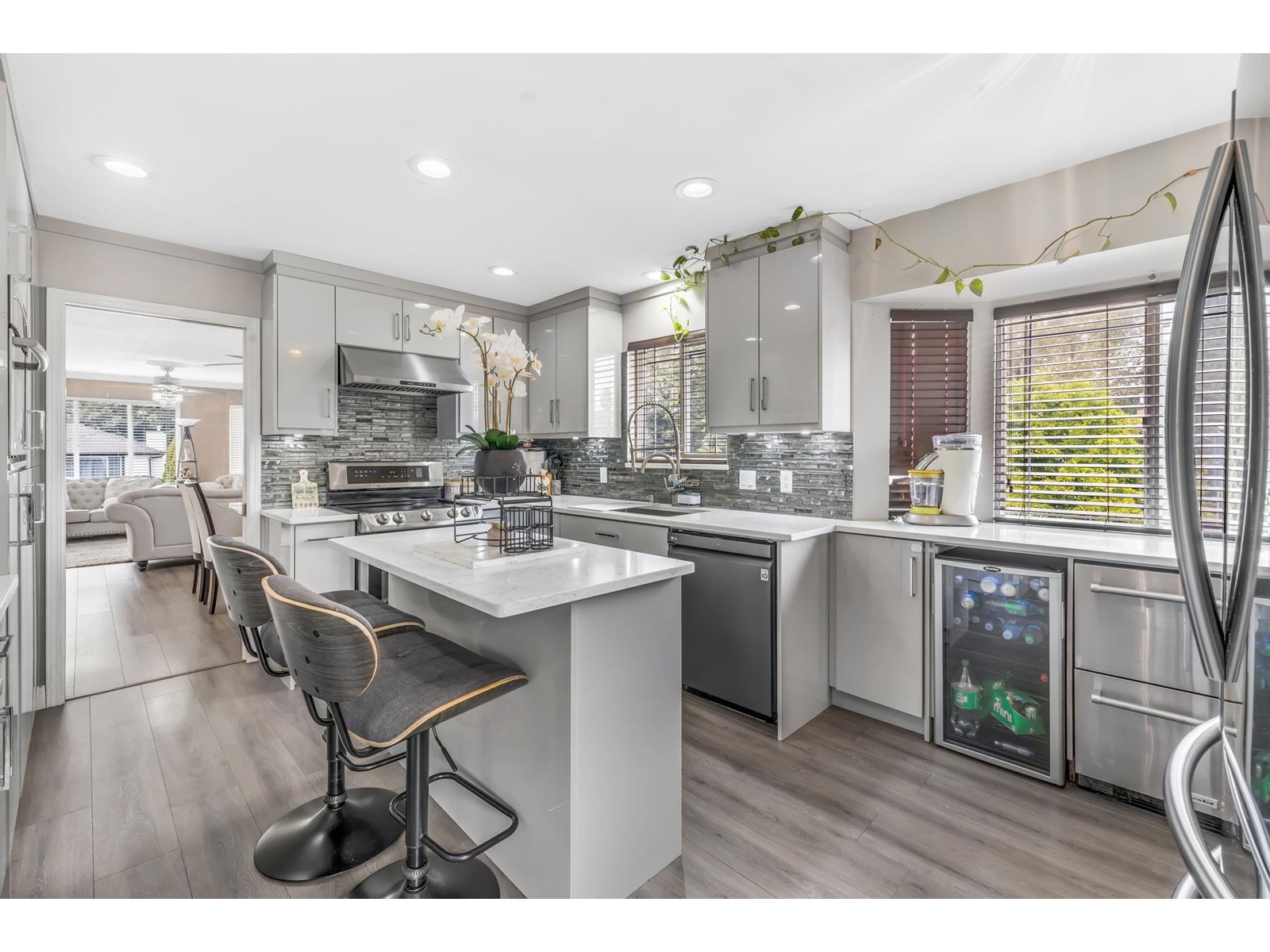 8351 MILLER CRESCENT, Mission real estate listing R2918129