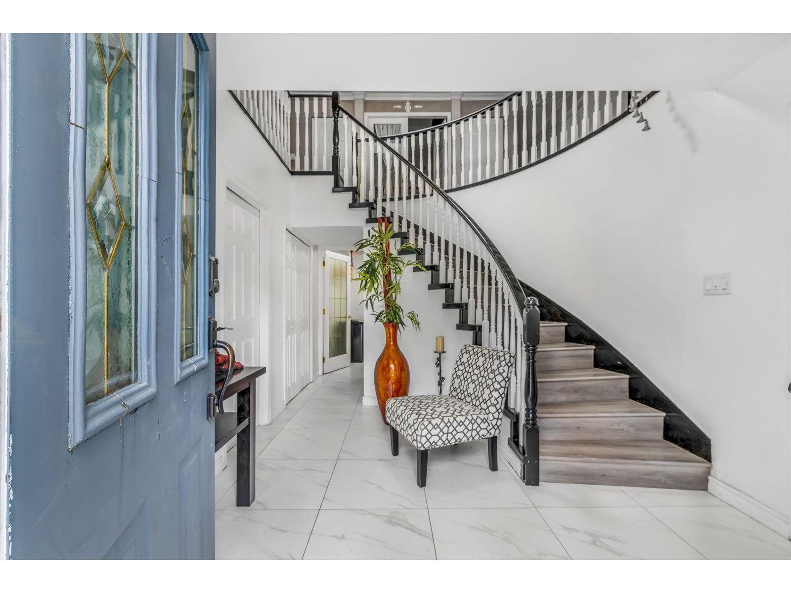 8351 MILLER CRESCENT, Mission real estate listing R2918129