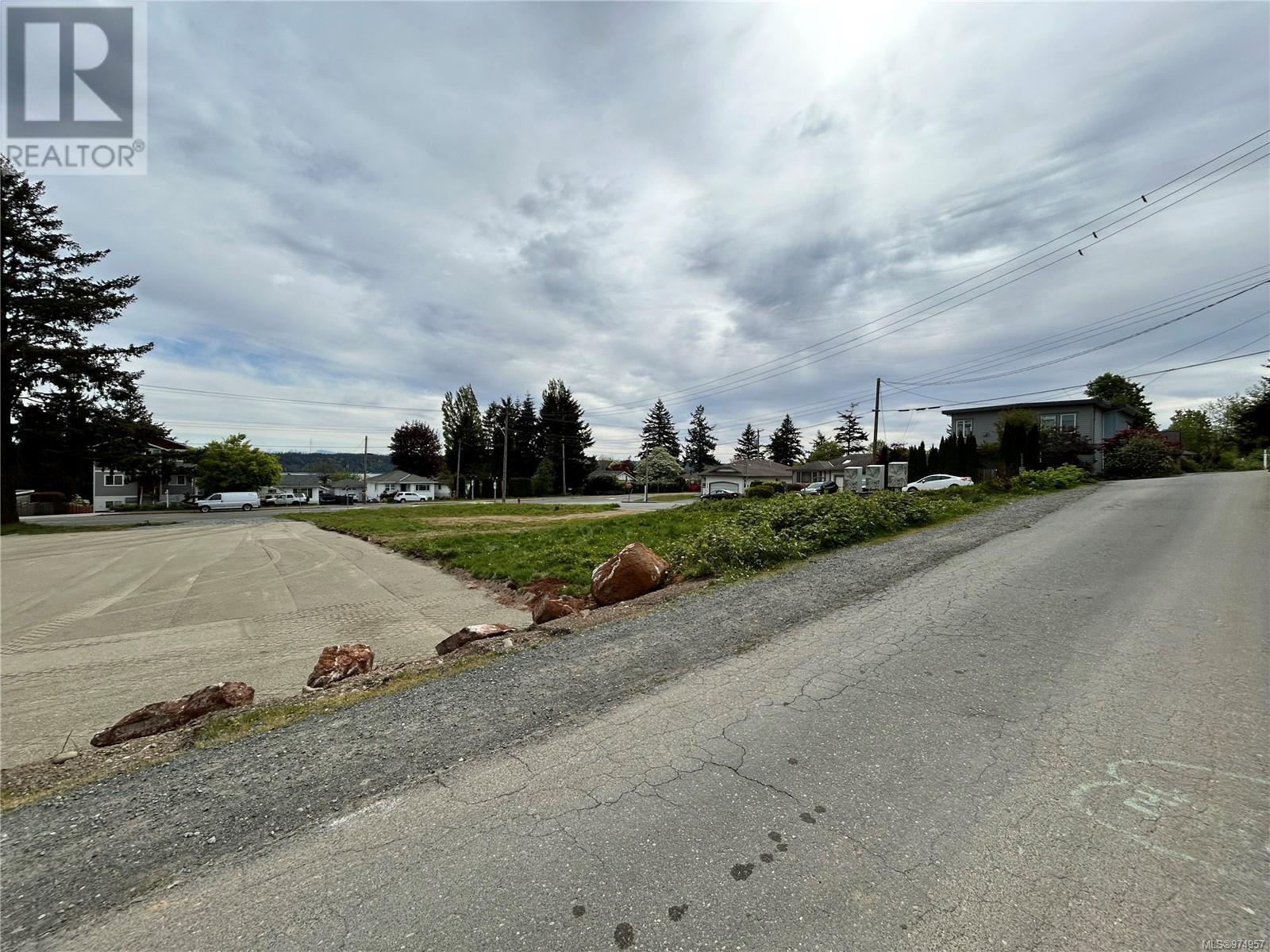 702 Alder St, Campbell River real estate listing 974957