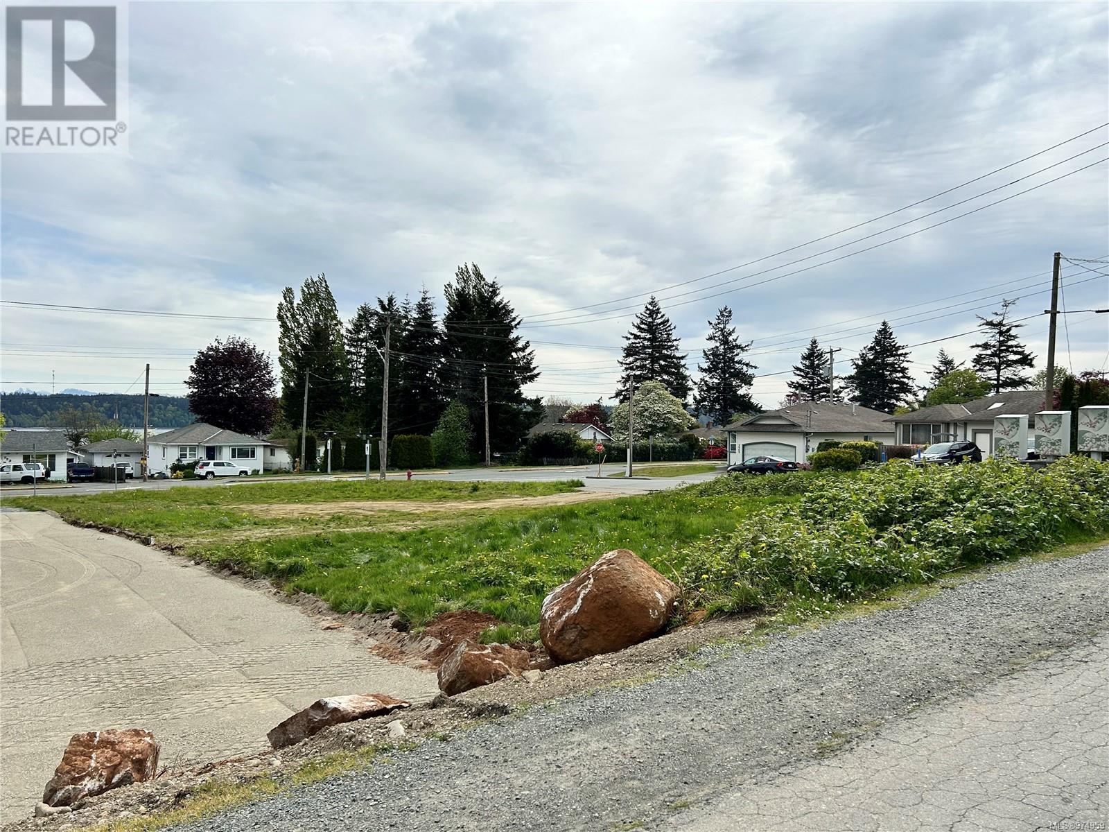 702 Alder St, Campbell River real estate listing 974959