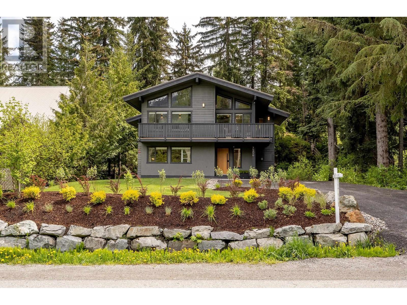 7206 FITZSIMMONS ROAD NORTH, Whistler real estate listing R2888041