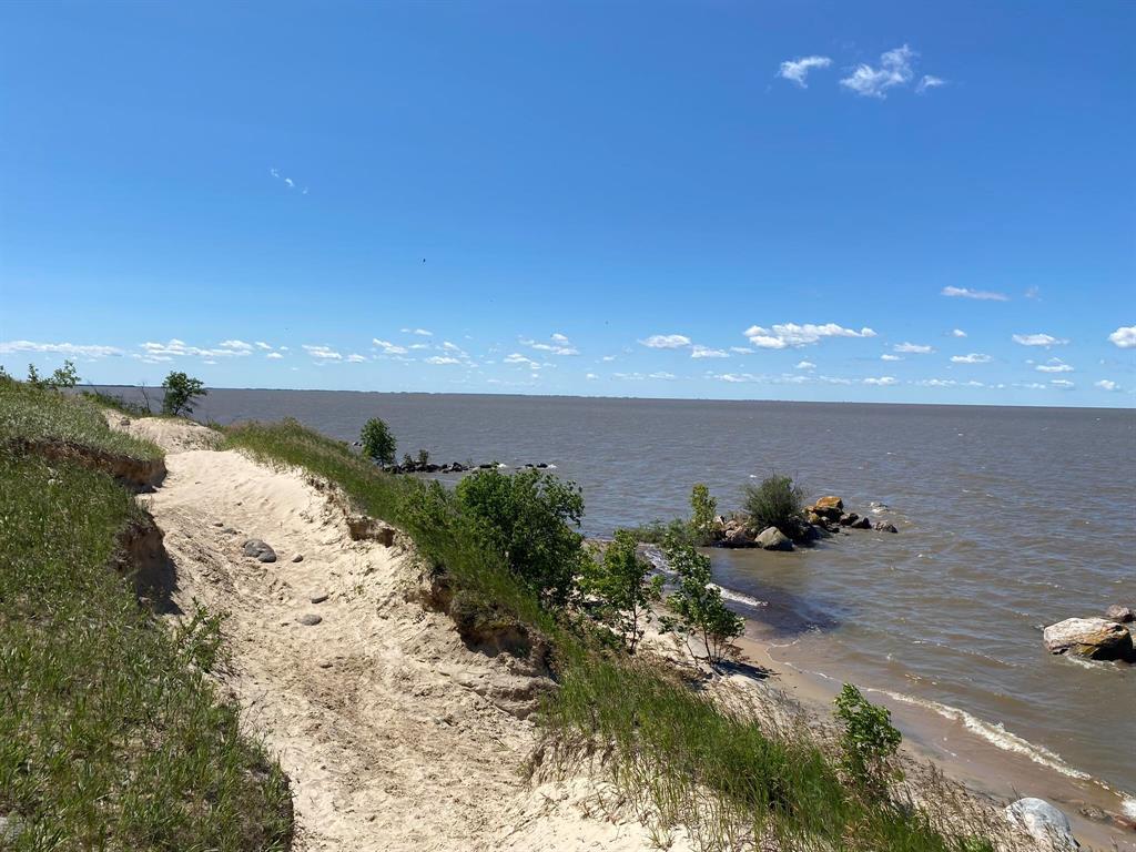 Photo 4 of 62 Sunset Bay, Sunset Beach MB