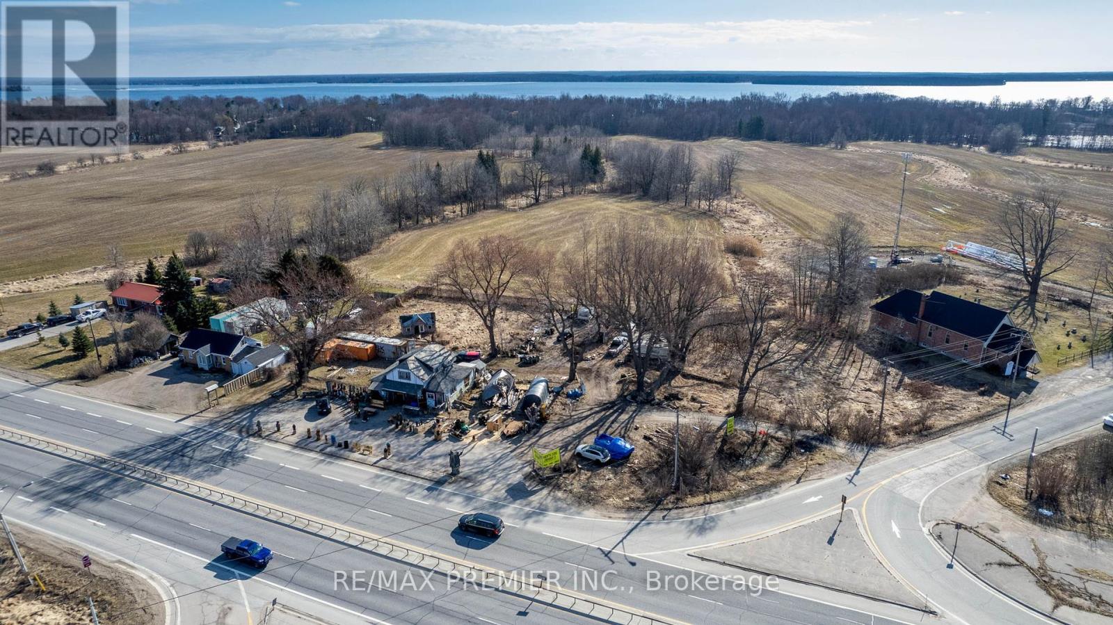 Photo 2 of 8665 Hwy 11, Severn ON
