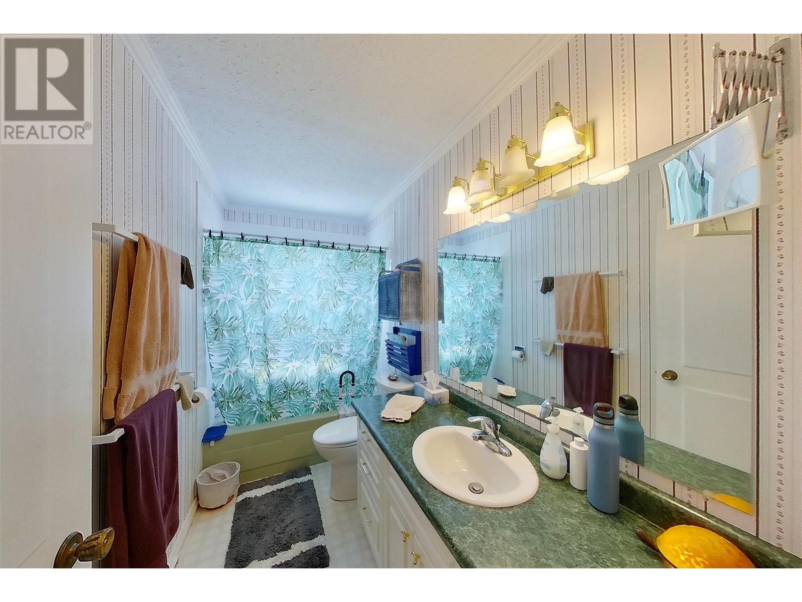 1 5404 Sunnybrae Canoe Pt Road, Tappen