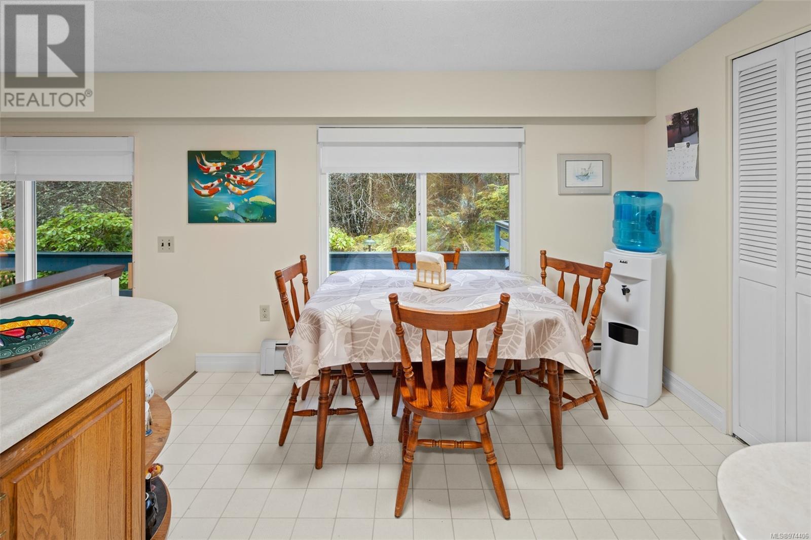 791 Gwendolynn Dr, Langford real estate listing 974406