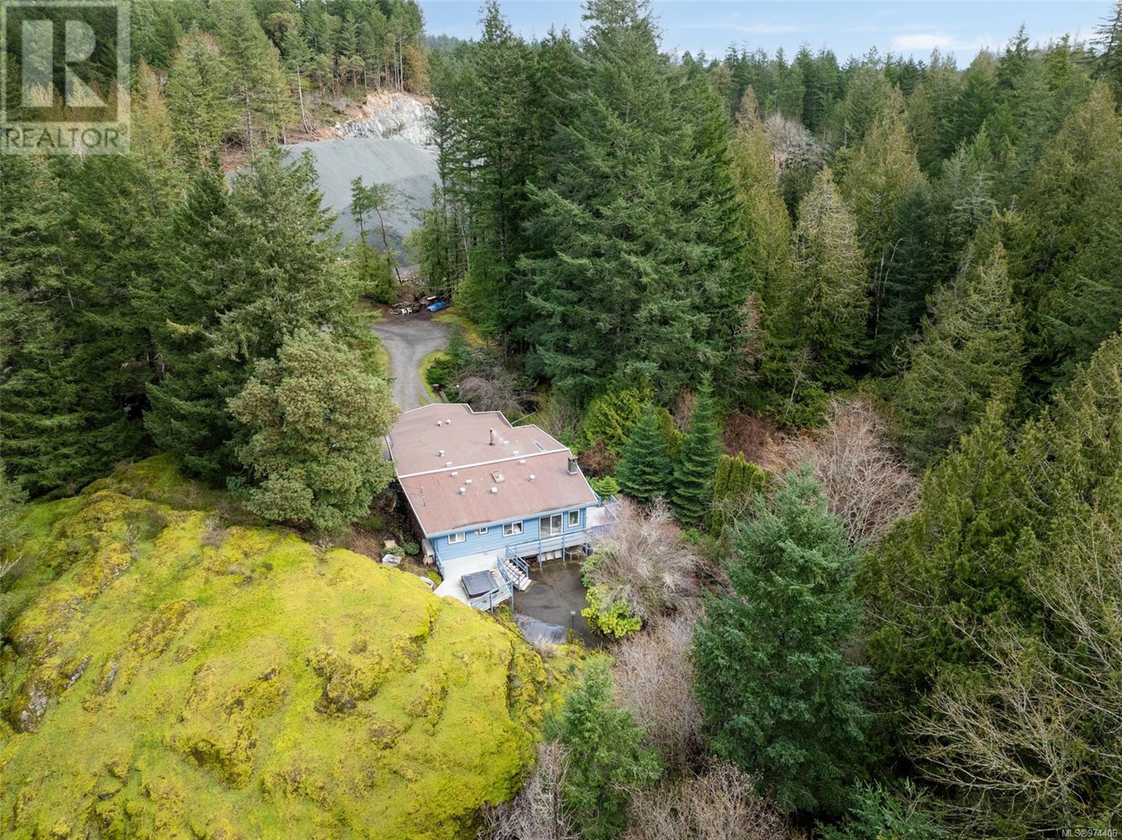 791 Gwendolynn Dr, Langford real estate listing 974406