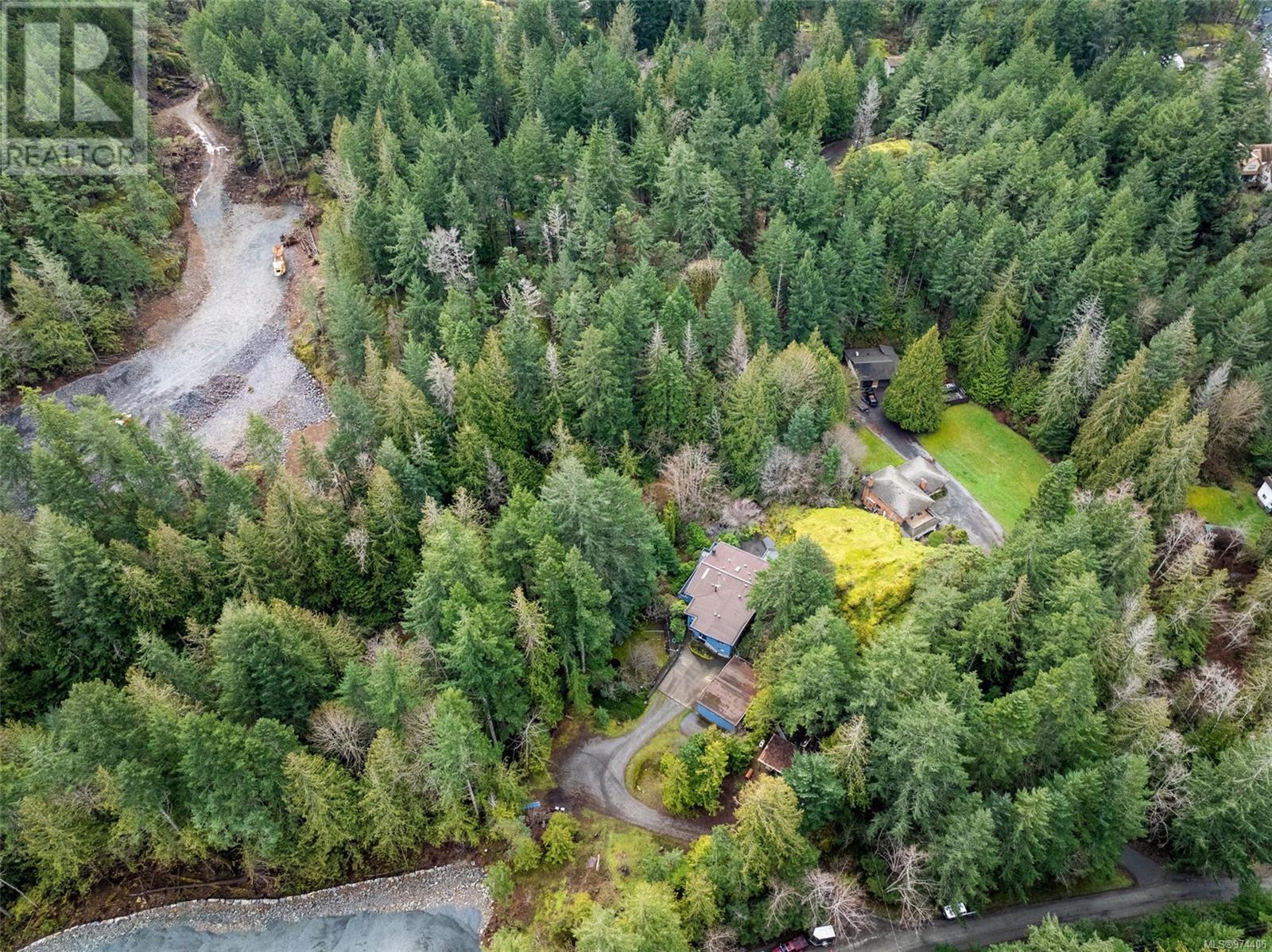 791 Gwendolynn Dr, Langford real estate listing 974406