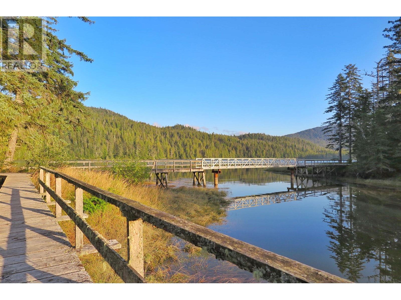 LOT C OSLAND, BC ISLAND