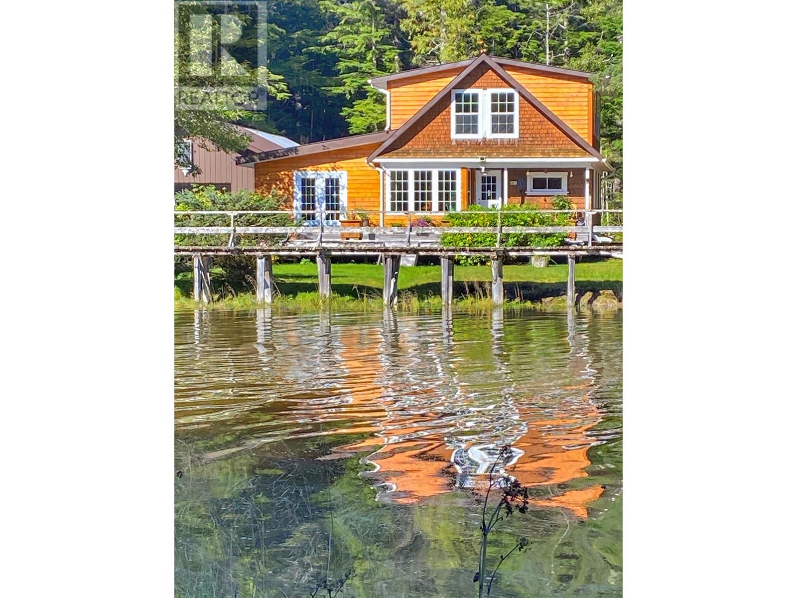 LOT C OSLAND, BC ISLAND