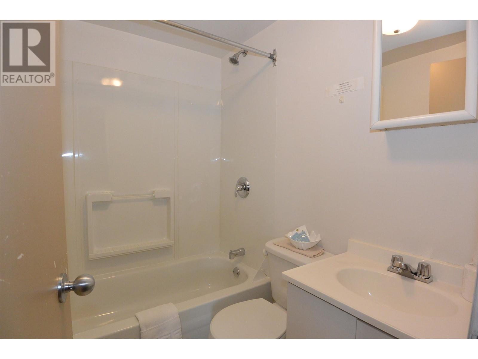 4444 10TH Avenue, New Hazelton
