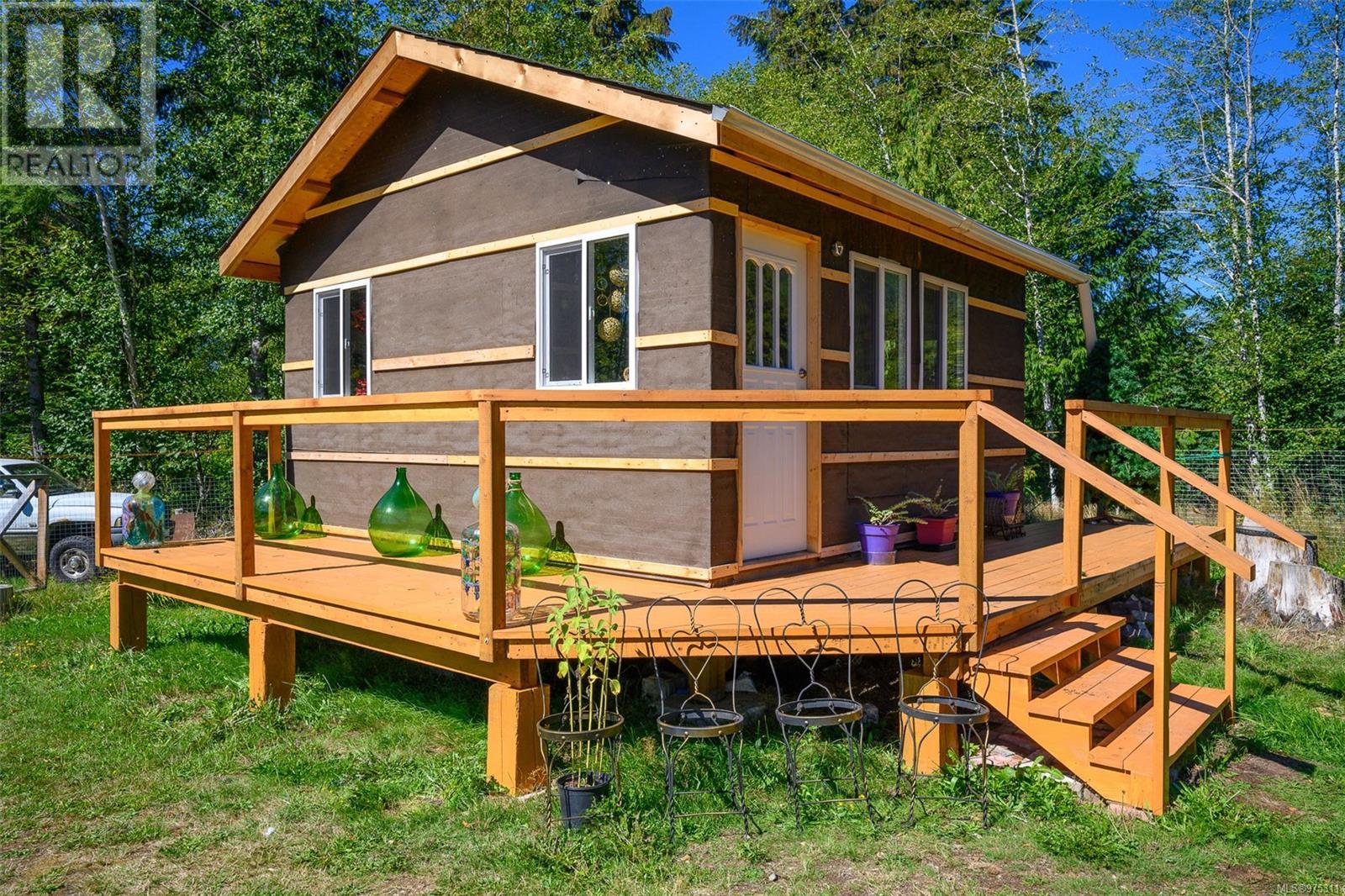 Photo 11 of 600 Ryans Rd, Sayward BC