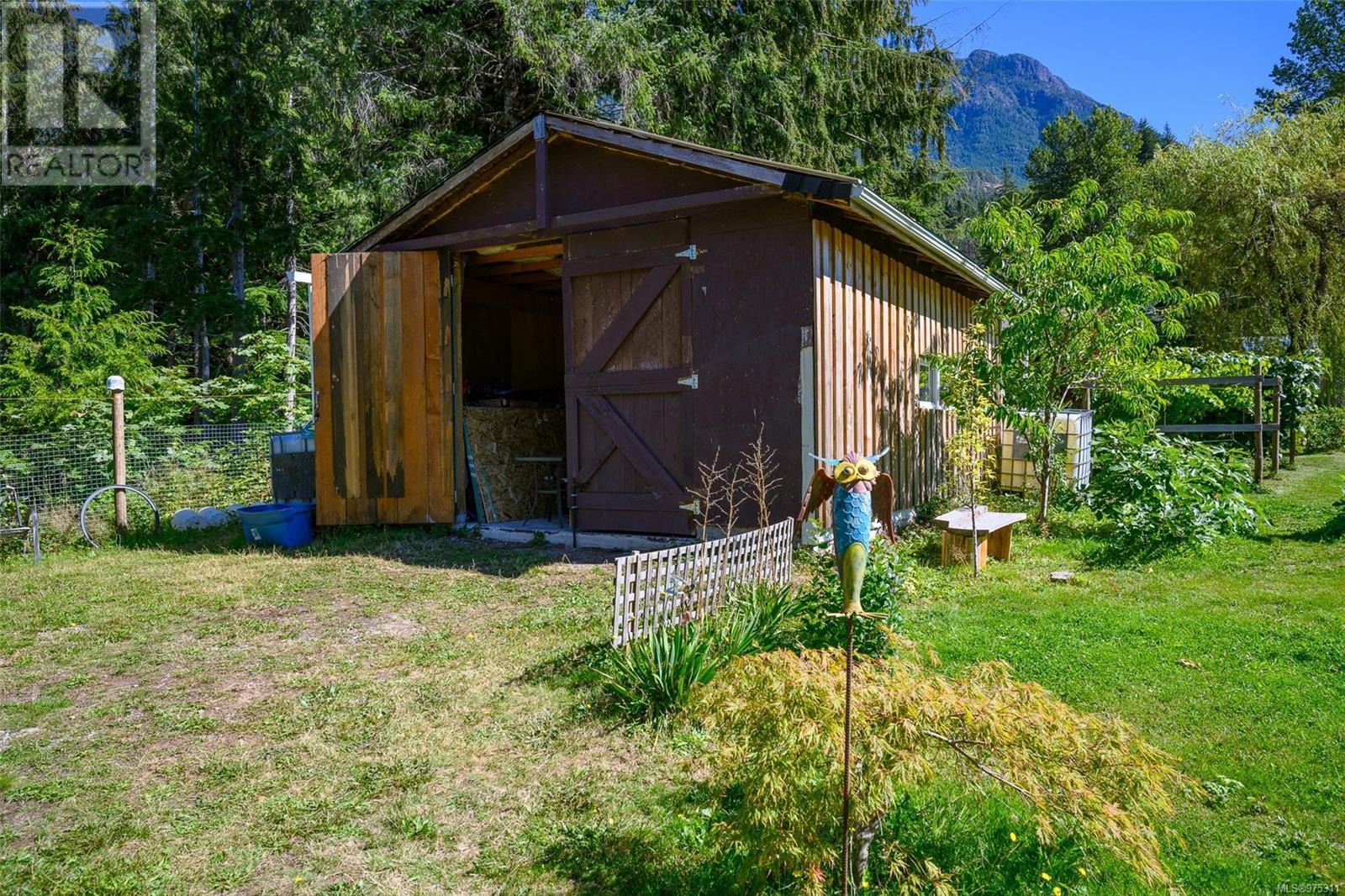 Photo 13 of 600 Ryans Rd, Sayward BC