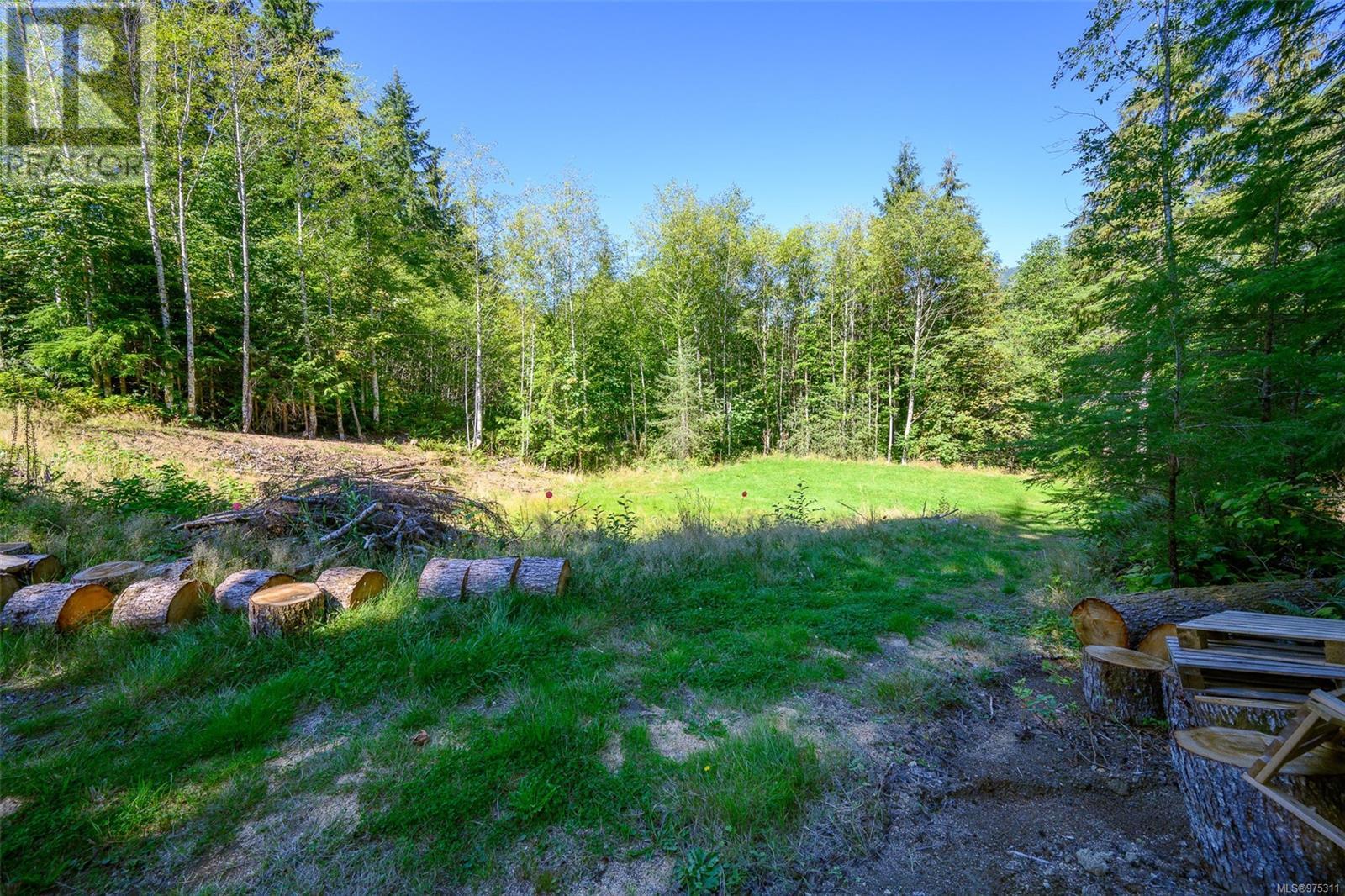 Photo 16 of 600 Ryans Rd, Sayward BC