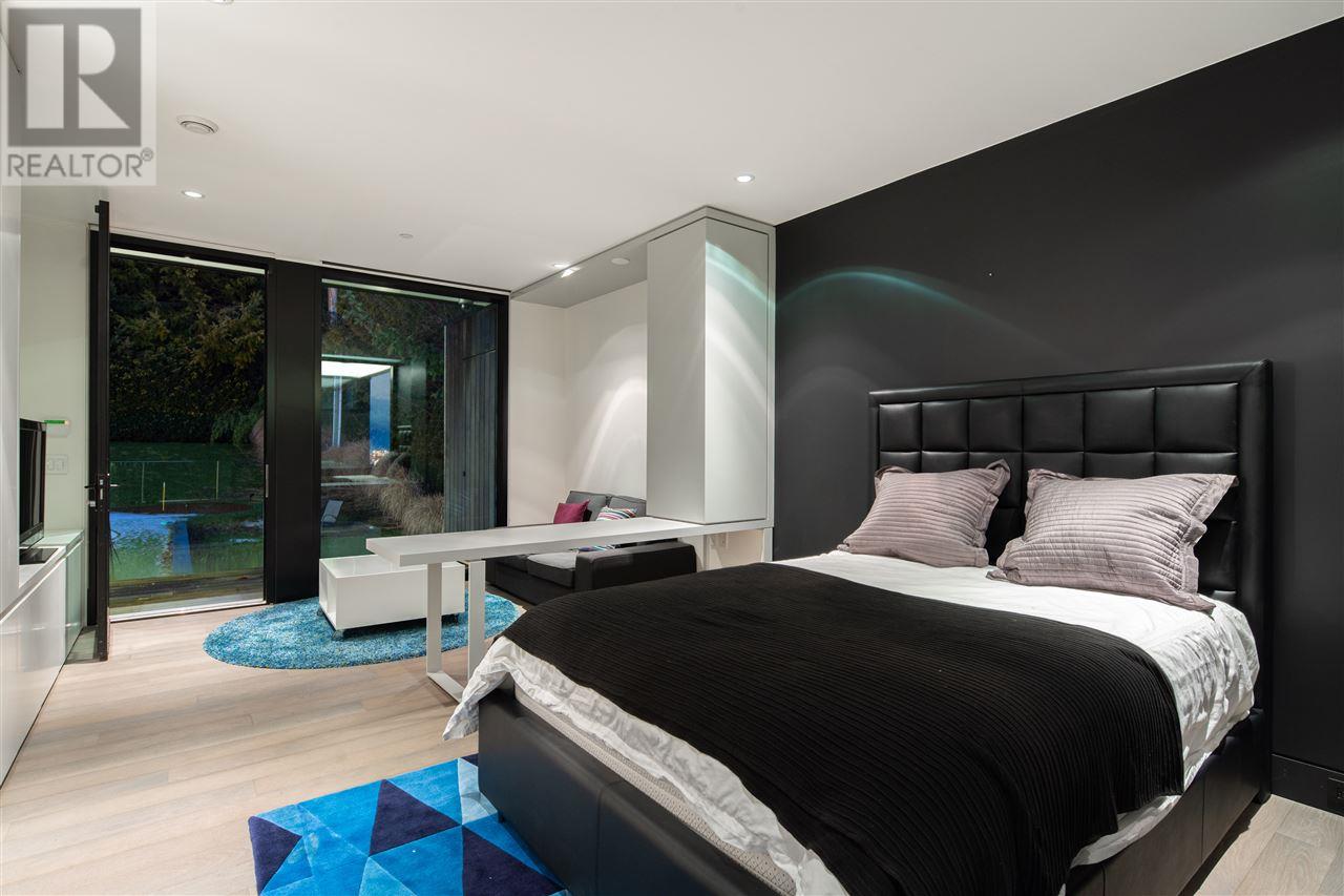 1071 GROVELAND ROAD, West Vancouver