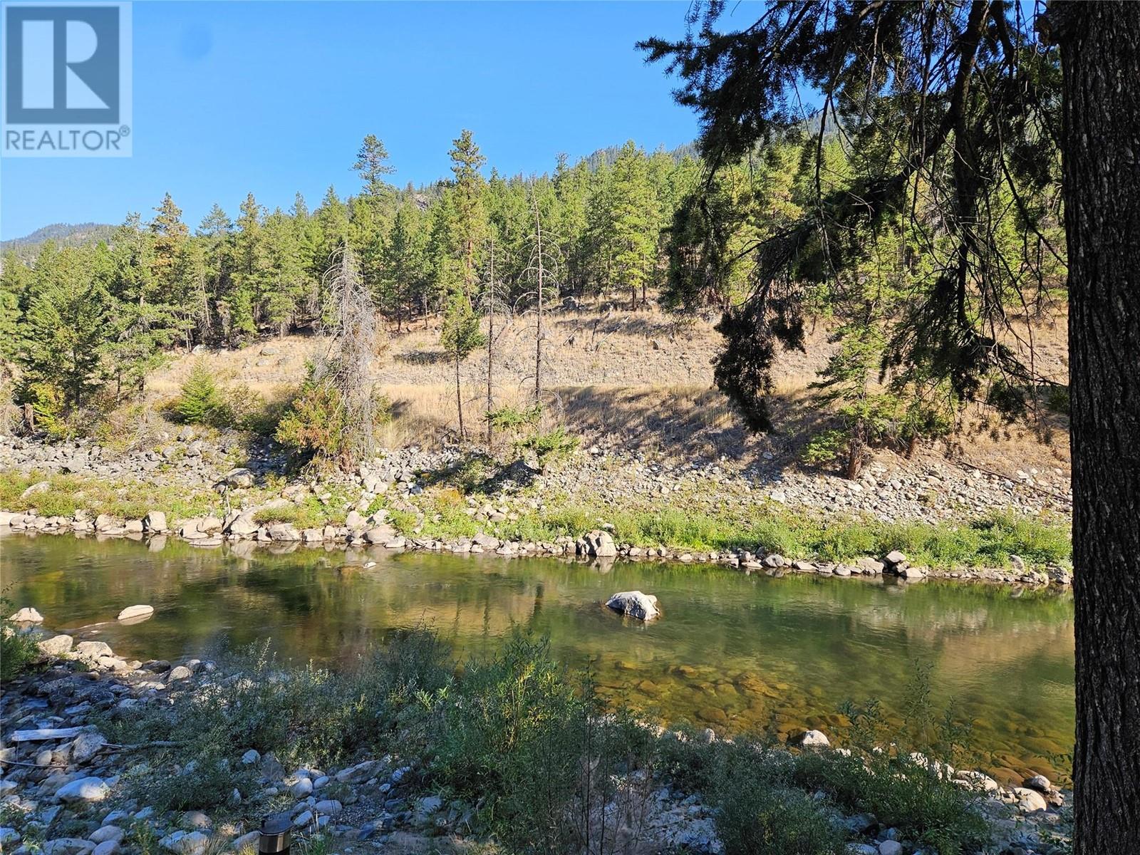 2920 Highway 3, Hedley
