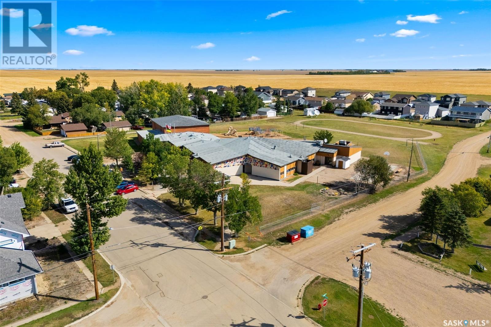 Photo 9 of 104 Elder Street, Pense SK