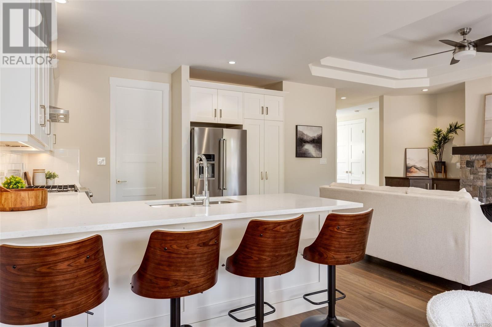 1195 Lee Rd, Parksville