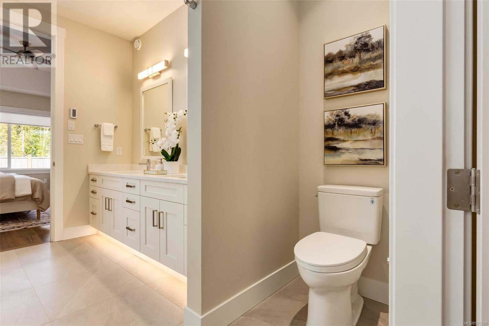 1195 Lee Rd, Parksville