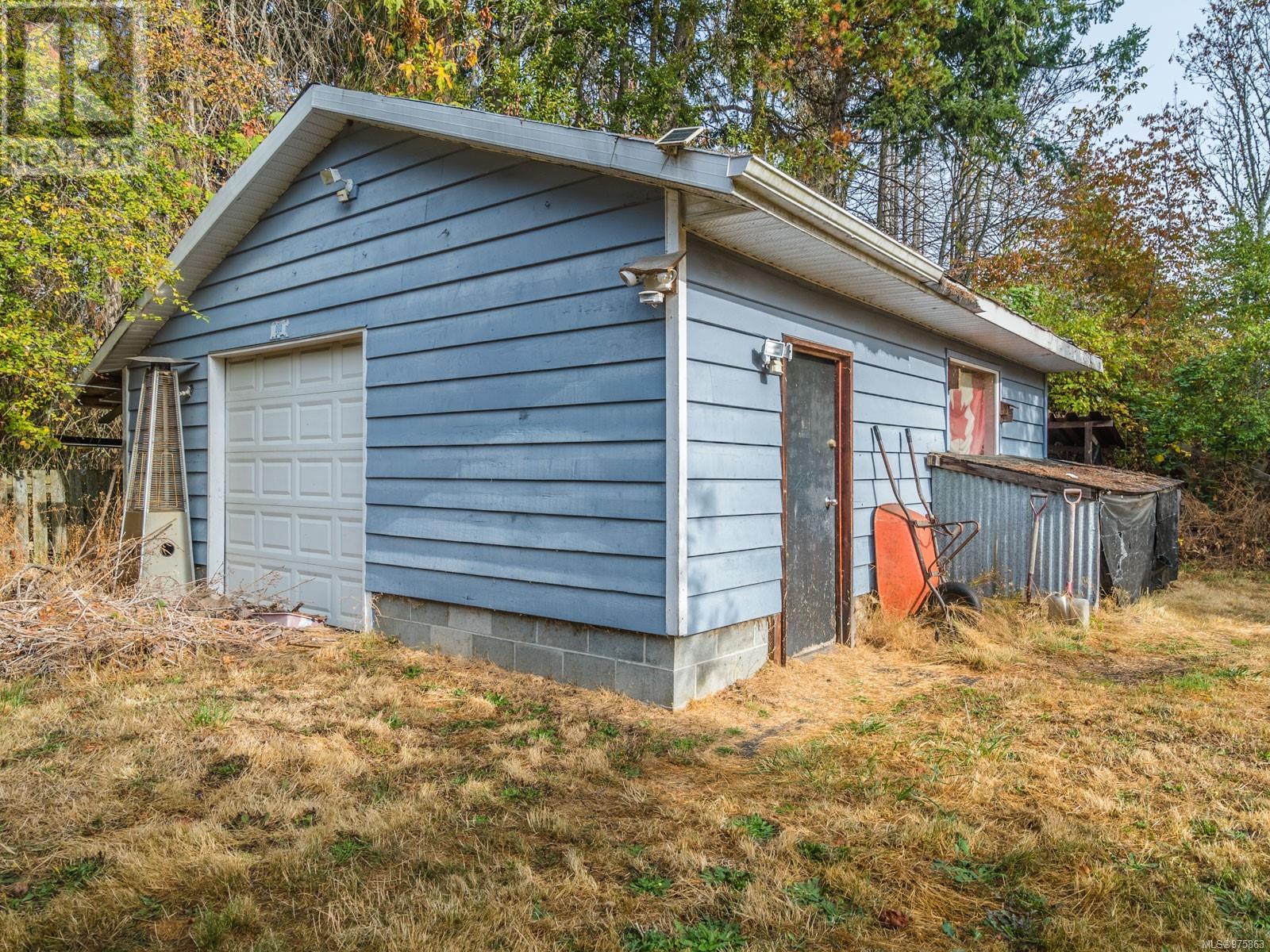 563 Island Hwy W, Parksville real estate listing 975863
