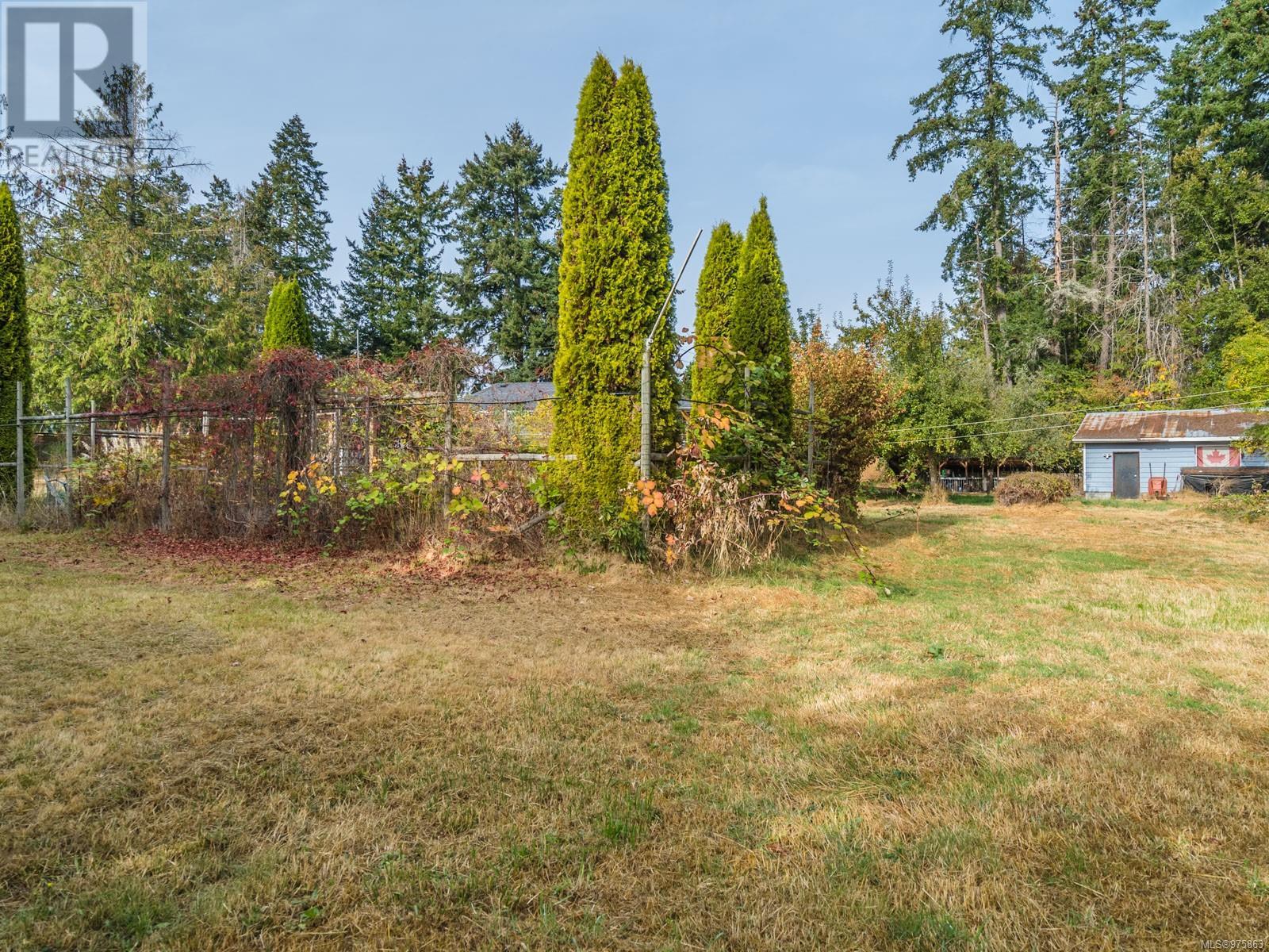 563 Island Hwy W, Parksville real estate listing 975863