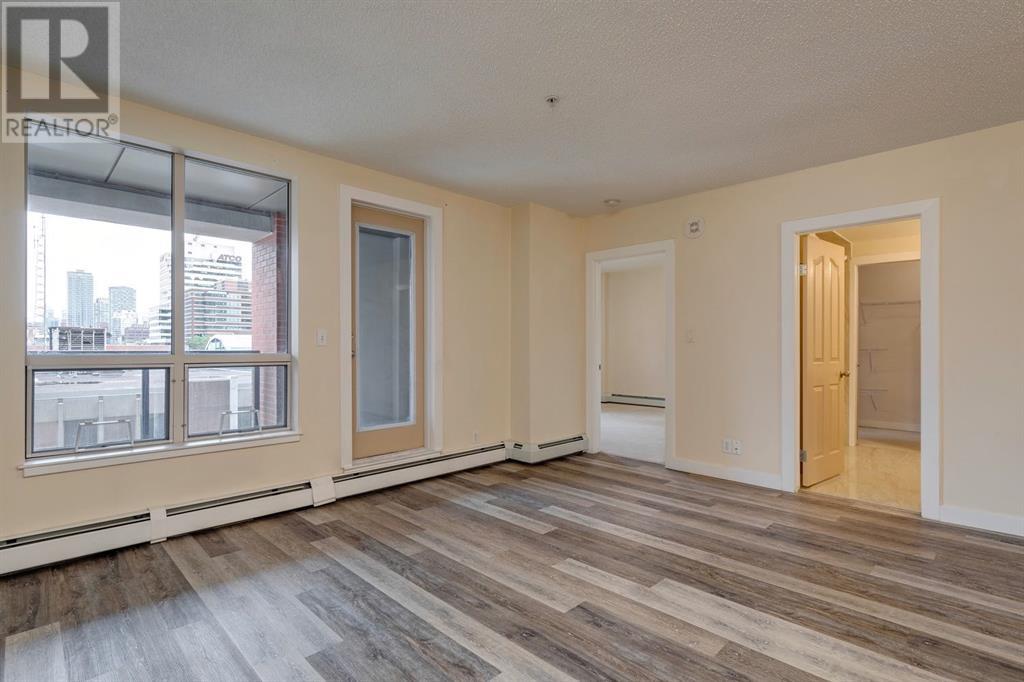 Single Family House High rise for Sale in    Street SW Beltline Calgary 