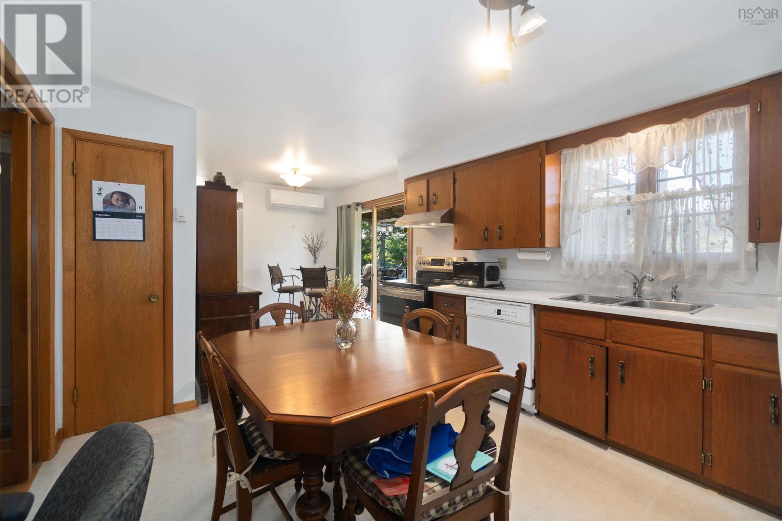 Single Family House for Sale in  Belmont Road Belmont 