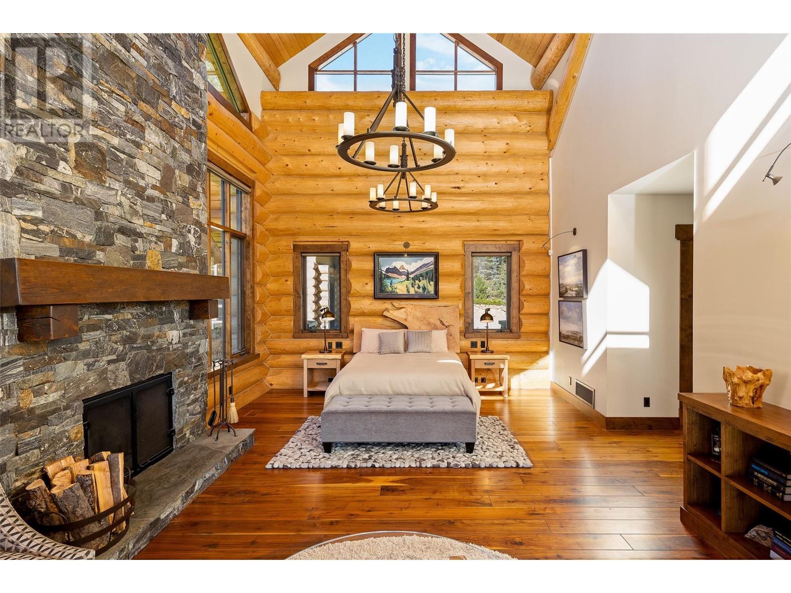  585 Beaver Creek Road, Beaverdell