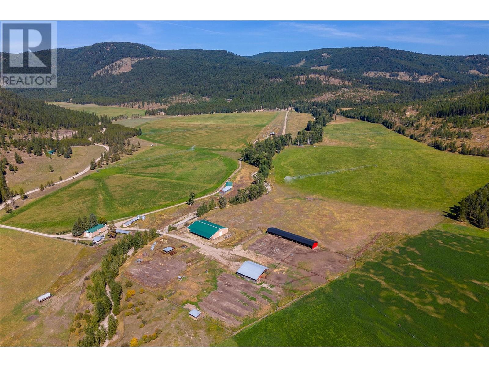  585 Beaver Creek Road, Beaverdell